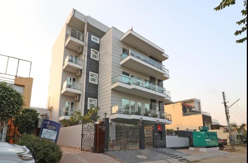 Hotel O V R Residency Near Sri Amruth Chithra Mandira Bangalore Exterior foto